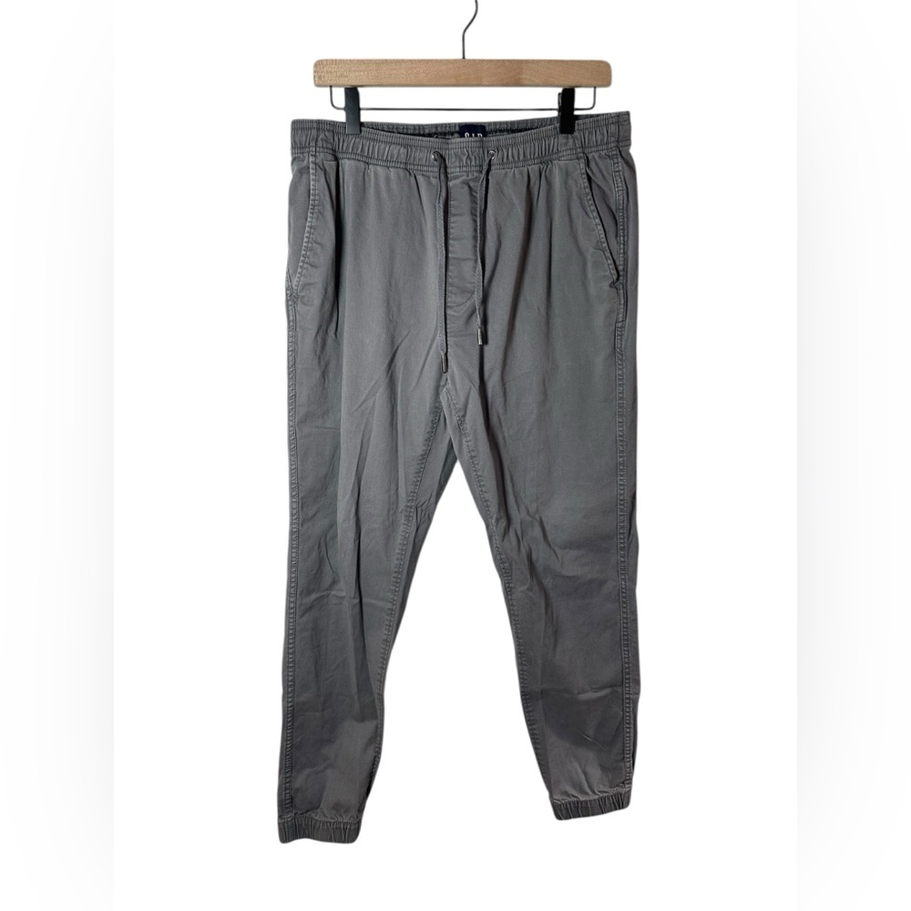 GAP Men’s Medium Gray Jogger Pants Elastic Waist Drawstring Casual Chino Fit - Picture 2 of 11